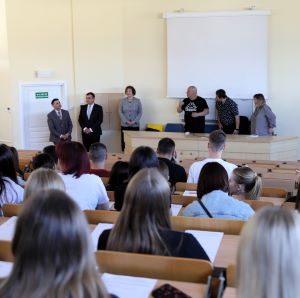 foto Spotkanie z przedstawicielami Polskiego Związku Głuchych na Wydziale Farmaceutycznym